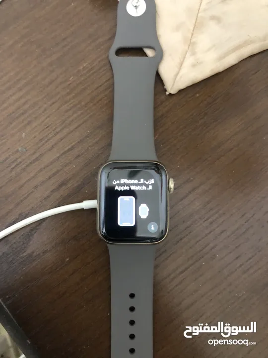 ساعة ابل الجيل السادس Apple Watch 6 series