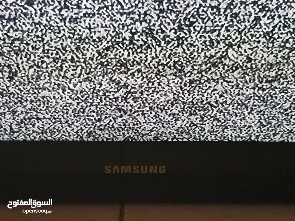 تلفزيون سامسونغ مستعمل لكن بحاله جيده جدا جدا تنظيف الجهاز وسعمل بشكل رائع من ناحية الالوان والصوره