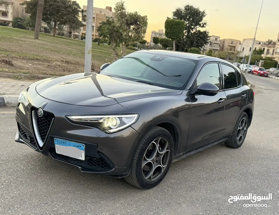 Alfa romio stelvio 2020