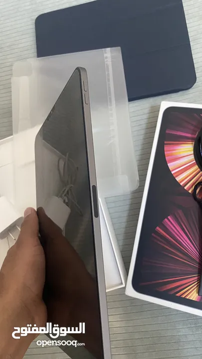 Ipad pro 2021  نظيف جدا