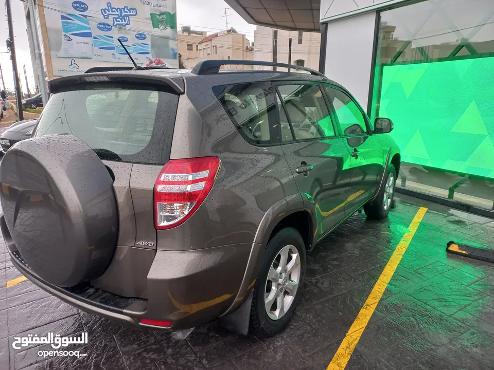 راف 4 بنزين دفع رباعي