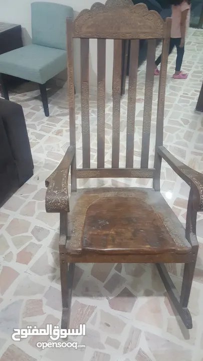 كرسي هزاز قديم جدا