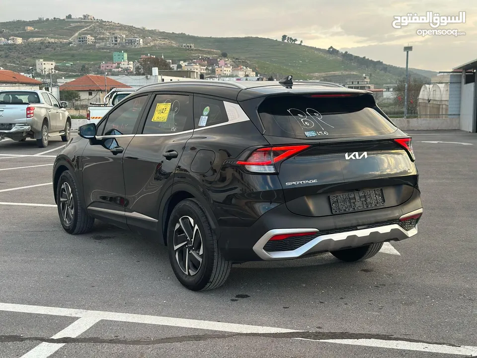 كايا سبورتاج /2022 فل بدون فتحة سقف 2x4 ///240Hp بنزين + كهرباء ( Haybrid) 1600cc