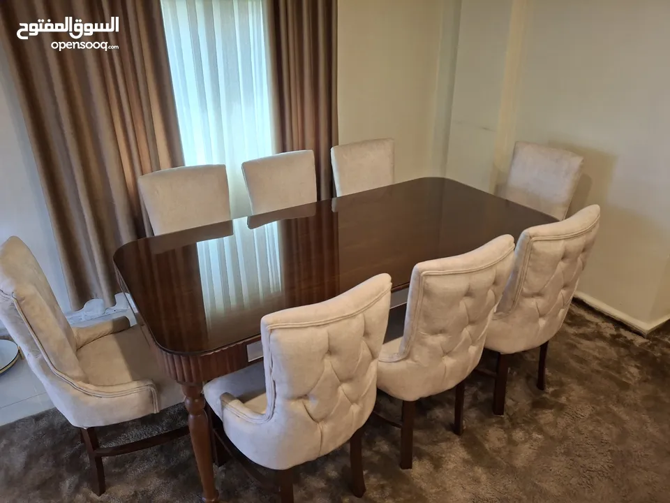 طاولة سفرة 8 كراسي جديده