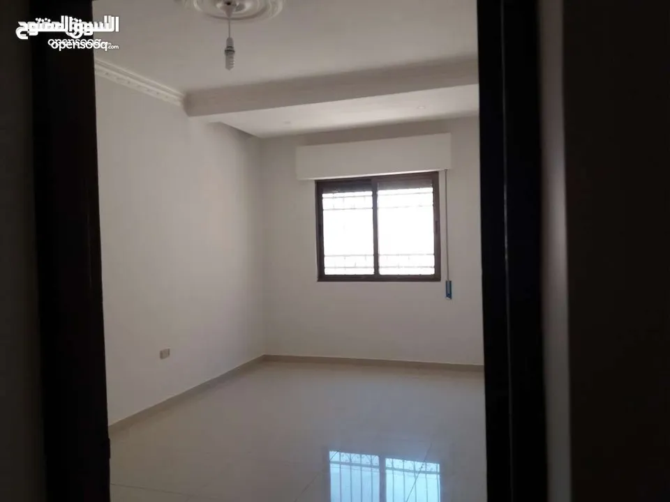 منزل مكون من طابقين مساحة البناء 240 م2 كل طابق 120 متر2 تشطيب سوبر ديلوكس