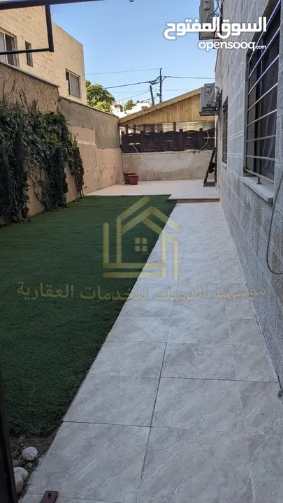 شقة فاخرة - عبدون - 4نوم 2ماستر - حديقة - ترسات - مسبح - أرقى مناطق عبدون -