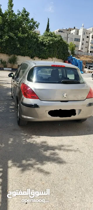 بيجو 308 موديل 2011 في وضع ممتاز