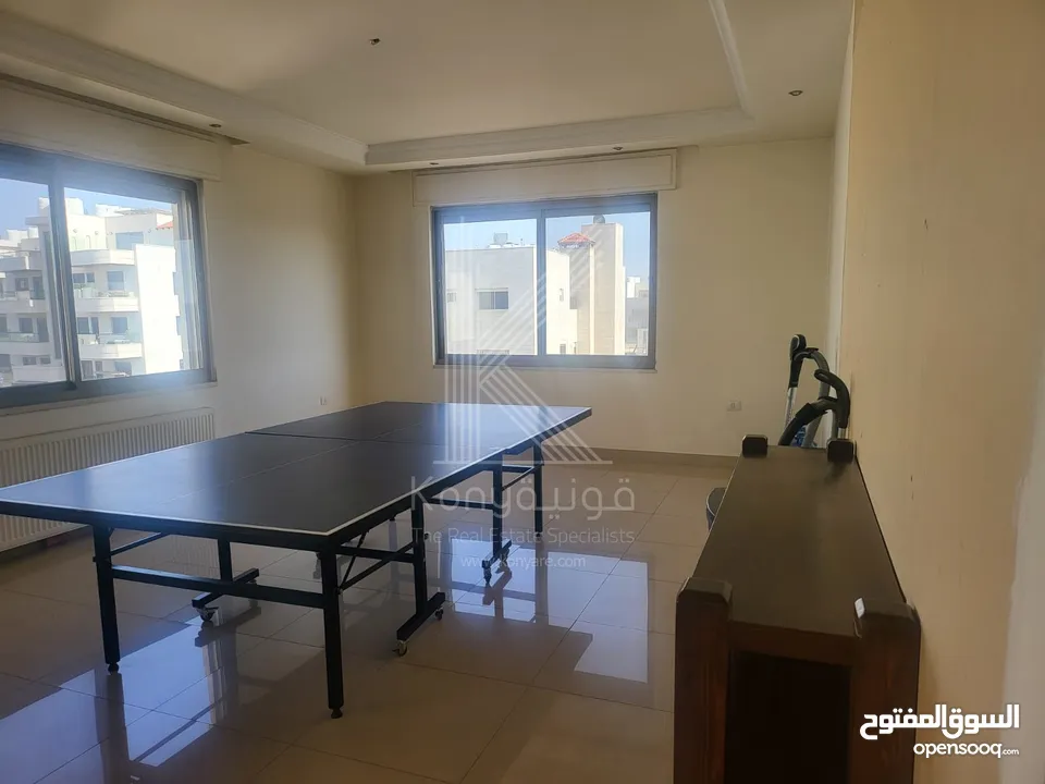 شقة مميزة للبيع في عمان - الرونق- طابق ثالث مع روف