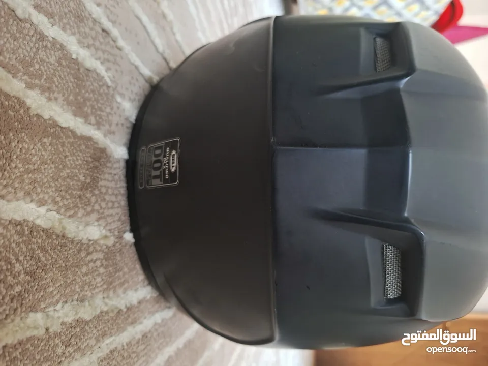 4 خوذ اعلى صنف للبيع    ماركة BELL و VICTORY و german helmet و Twister