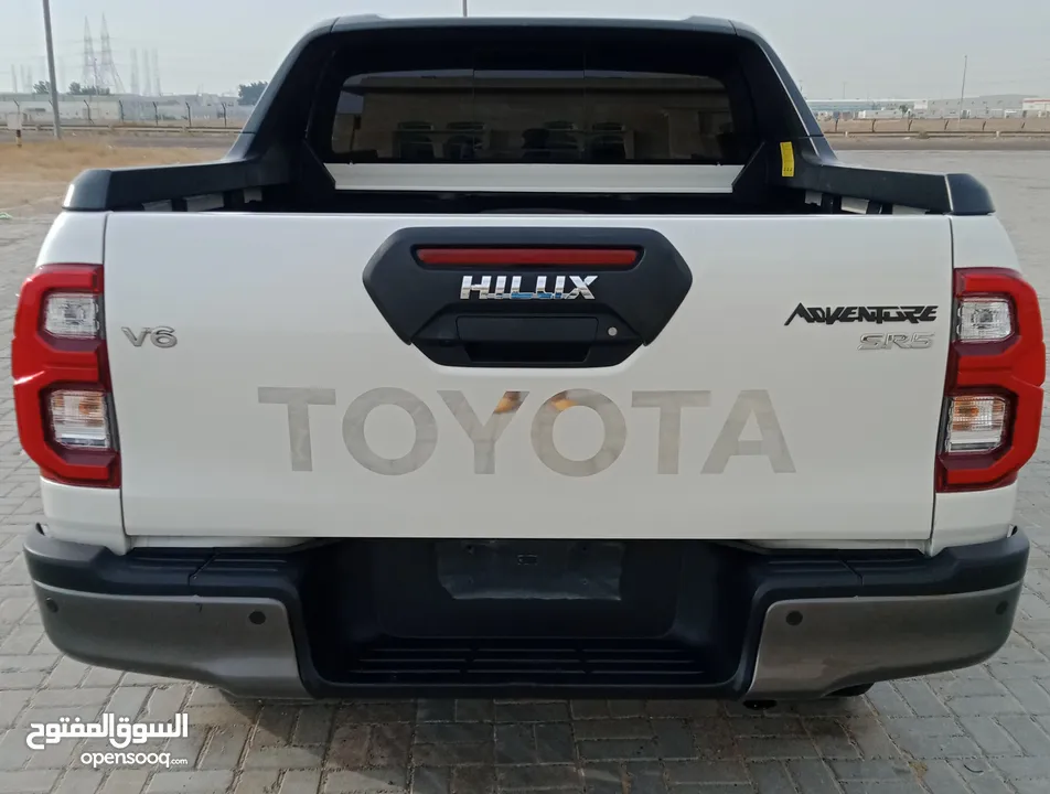 Toyota Hilux Adventure SR5 V6 4.0 L Full Option Model 2022