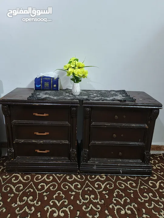 غرفه نوم  خشب ثقيل جداً ،