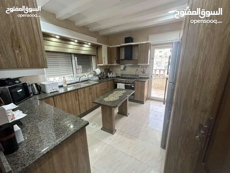 شقة  مفروشة  للايجار في عمان -منطقة   ضاحية الرشيد  منطقة هادئة ومميزة جدا