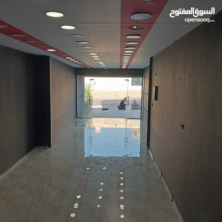 مخزن للايجار على الشارع الرئيسي خط نابلس - جنين