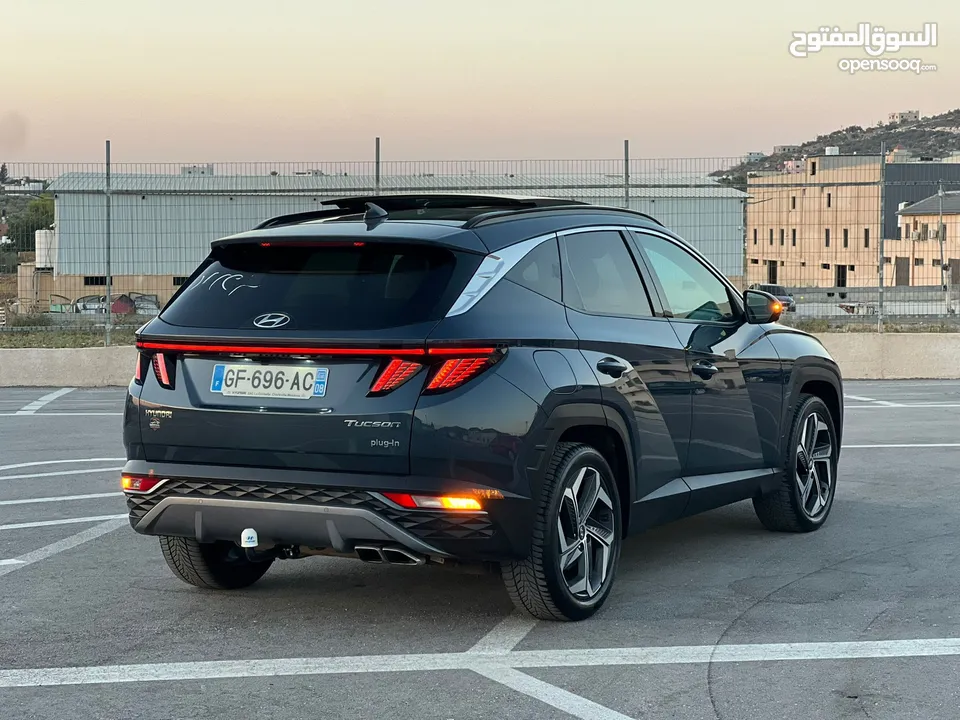 هونداي توسان/2022 Plug In فل الفل فتحة سقف بانوراما  4x4 ///271Hp   ( Haybrid) 1600cc