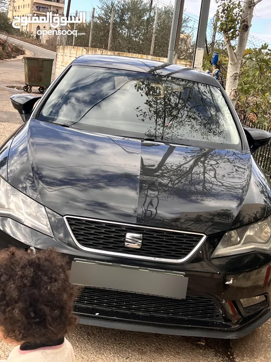 سيت ليون 2016 للبيع دفعة وشيكات