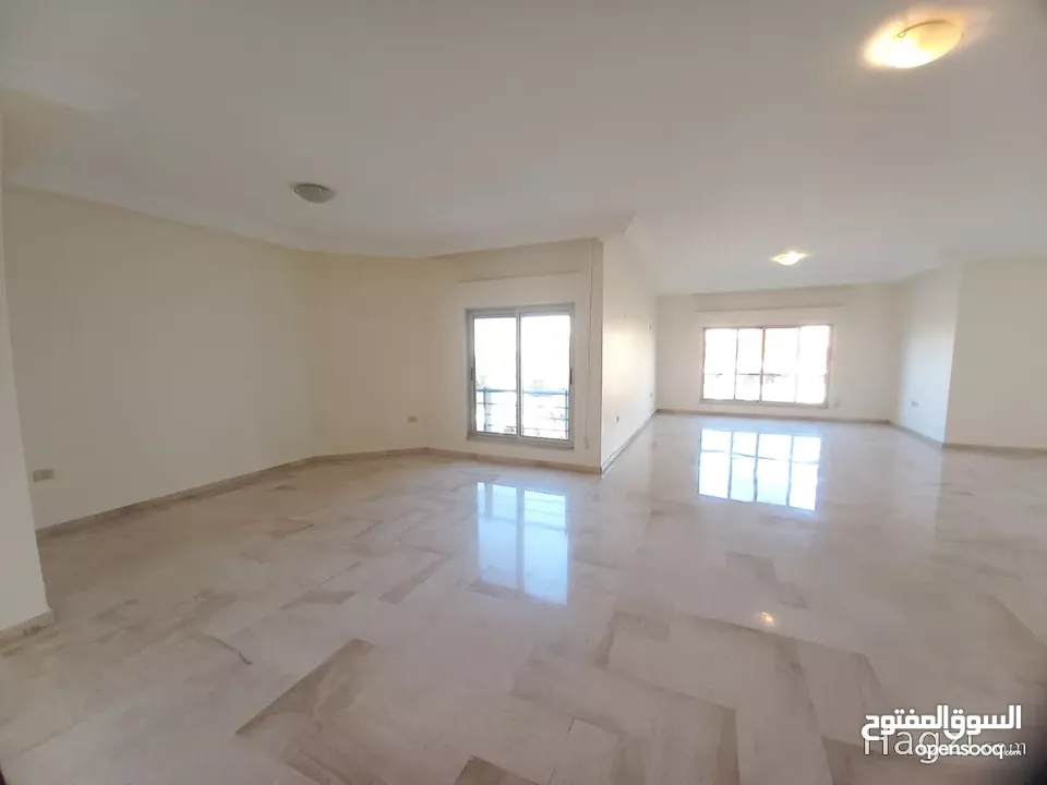 شقة مميزة للبيع في الصويفية  ( Property ID : 30902 )