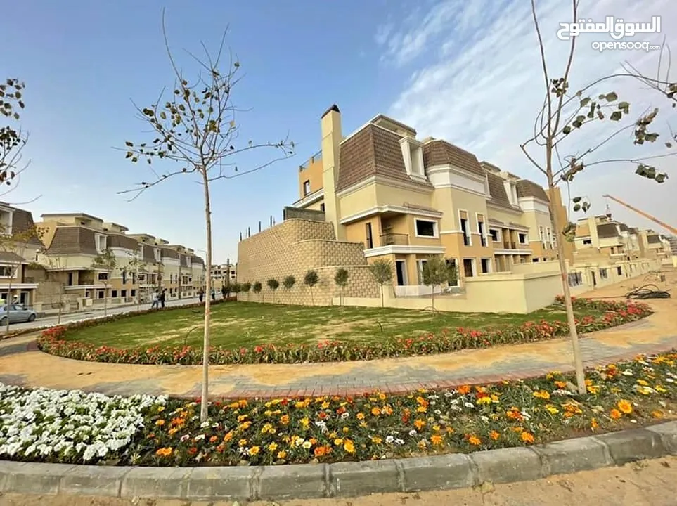 اس فيلا s villa للبيع  بمقدم 10% فقط في كمبوند سراي القاهرة الجديدة علي طريق السويس بالقرب من AUC