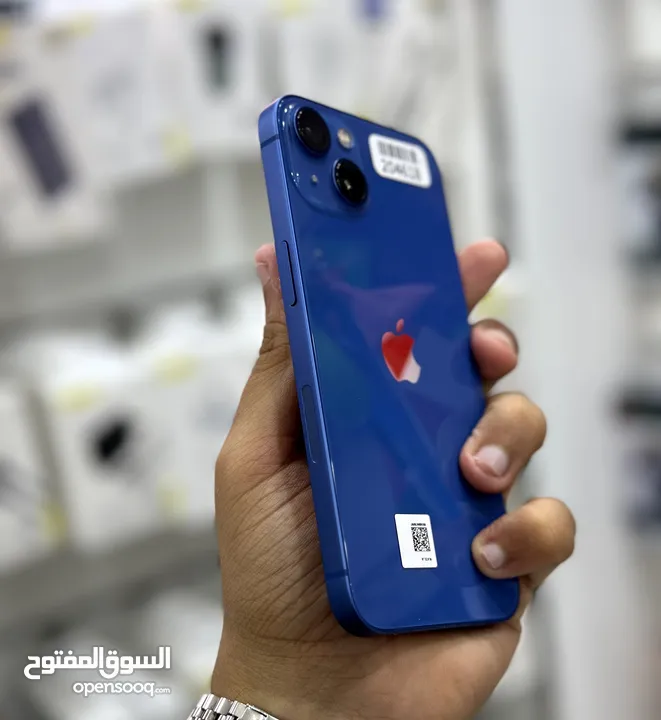 عرض خااص : iPhone 13 128gb هواتف بحالة الوكالة بدون اي شموخ أو مشاكل مع ضمان و ملحقات و بأقل سعر