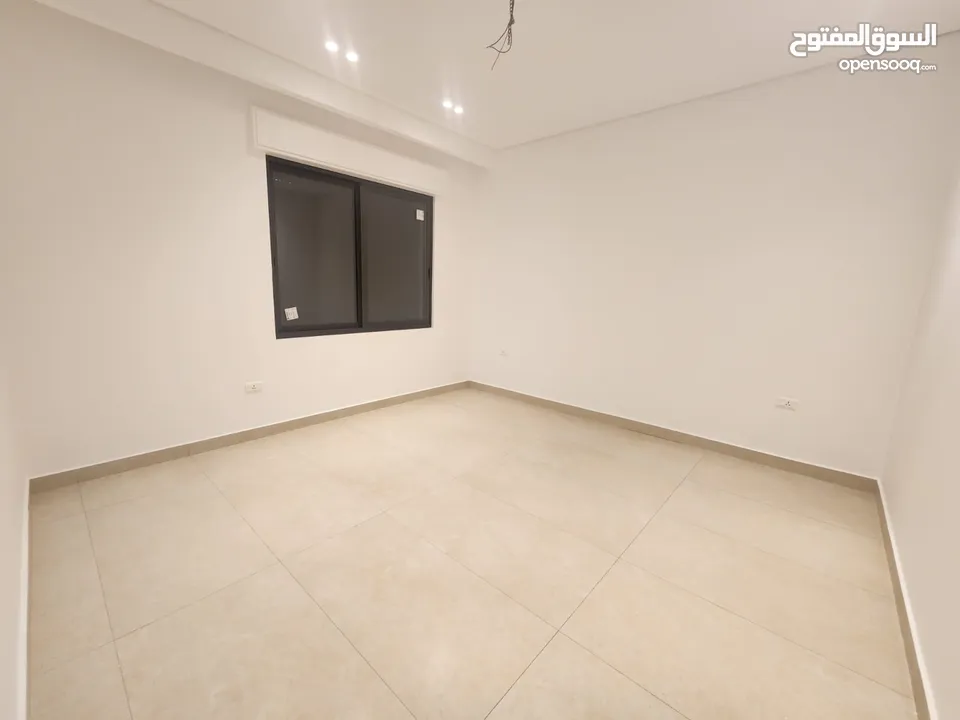 فيلا متلاصقة للبيع في عبدون - ref:14545