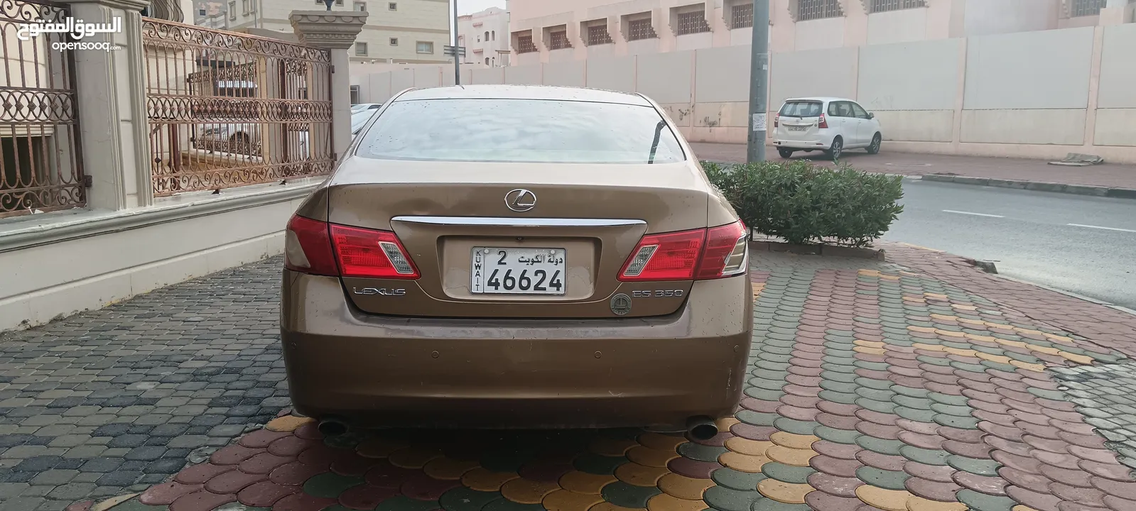 لكزز 2009    Es350 بانورما صبغ الوكاله شرط الفحص