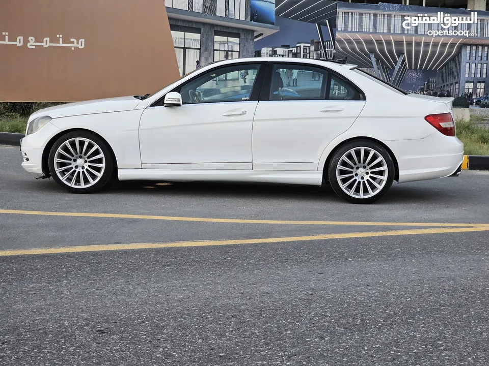 Mercedes C300  2014 AMG 63 panoramic full option