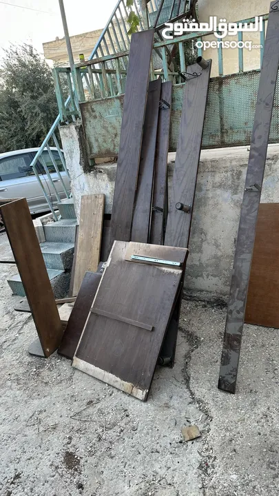 خشب وقزاز محمص للبيع
