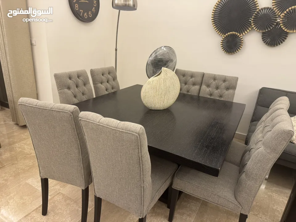 Dinning table with 8 chairs