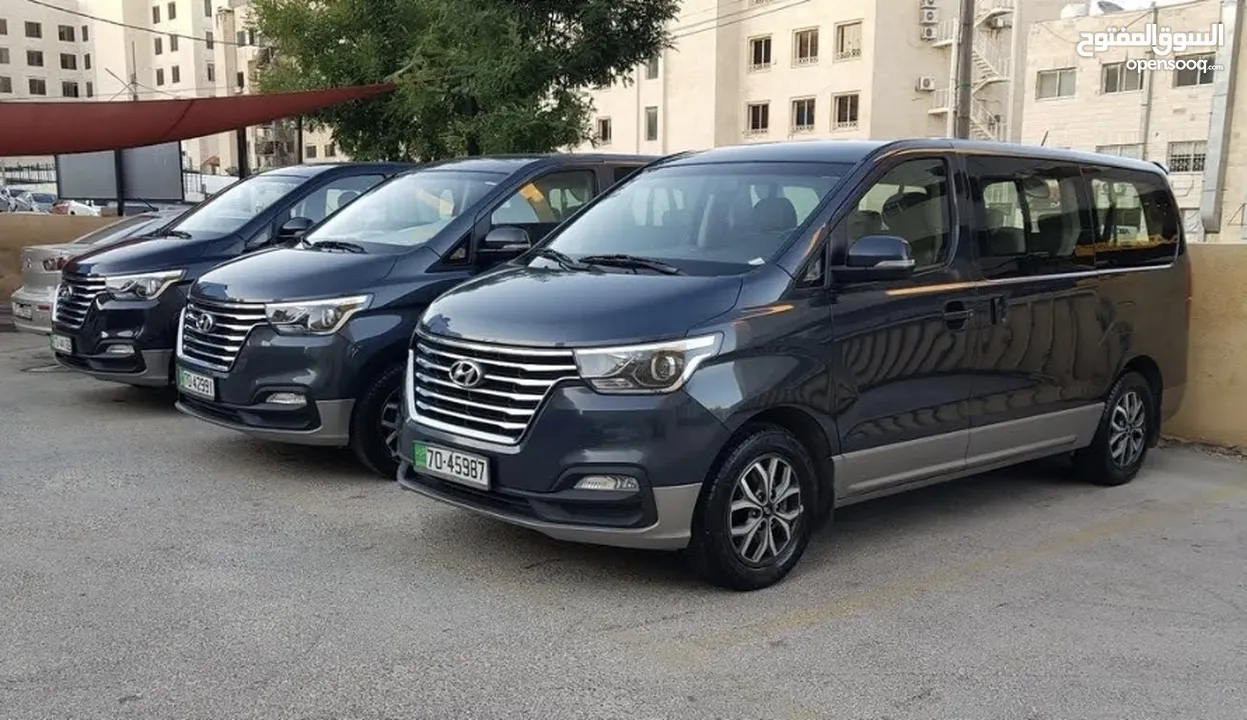 تأجير باصات 8 / 12 مقعد سياحي لباب بيتك اتوماتيك