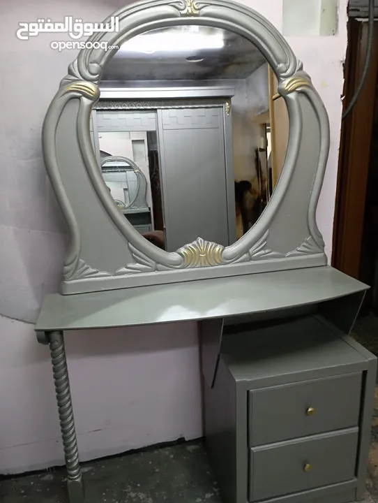 غرفه بناتيه  بحال الجديد خشب لاتيه