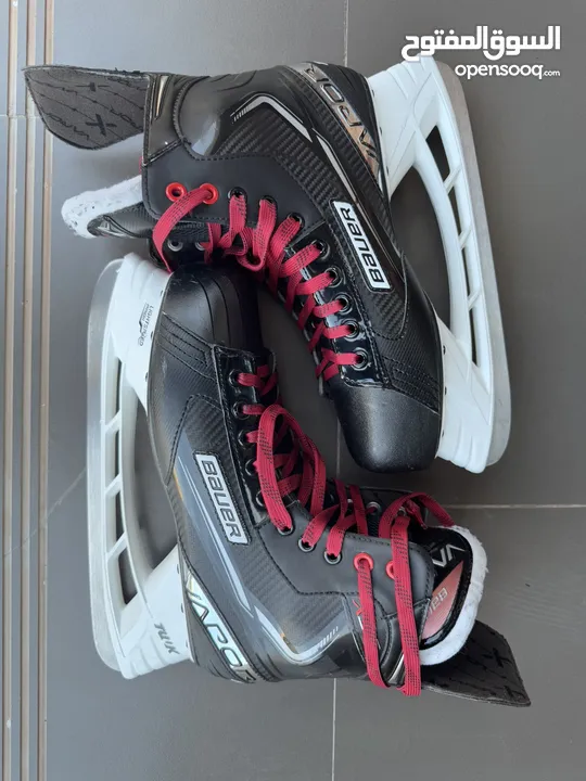 Ice skate (Bauer VAPOR)