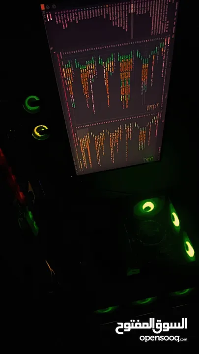 جهاز كمبيوتر للألعاب بحالة ممتازة مع شاشة - Core i5 و GTX 1060