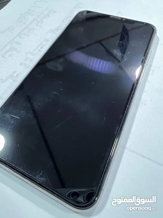 أيفن xs max