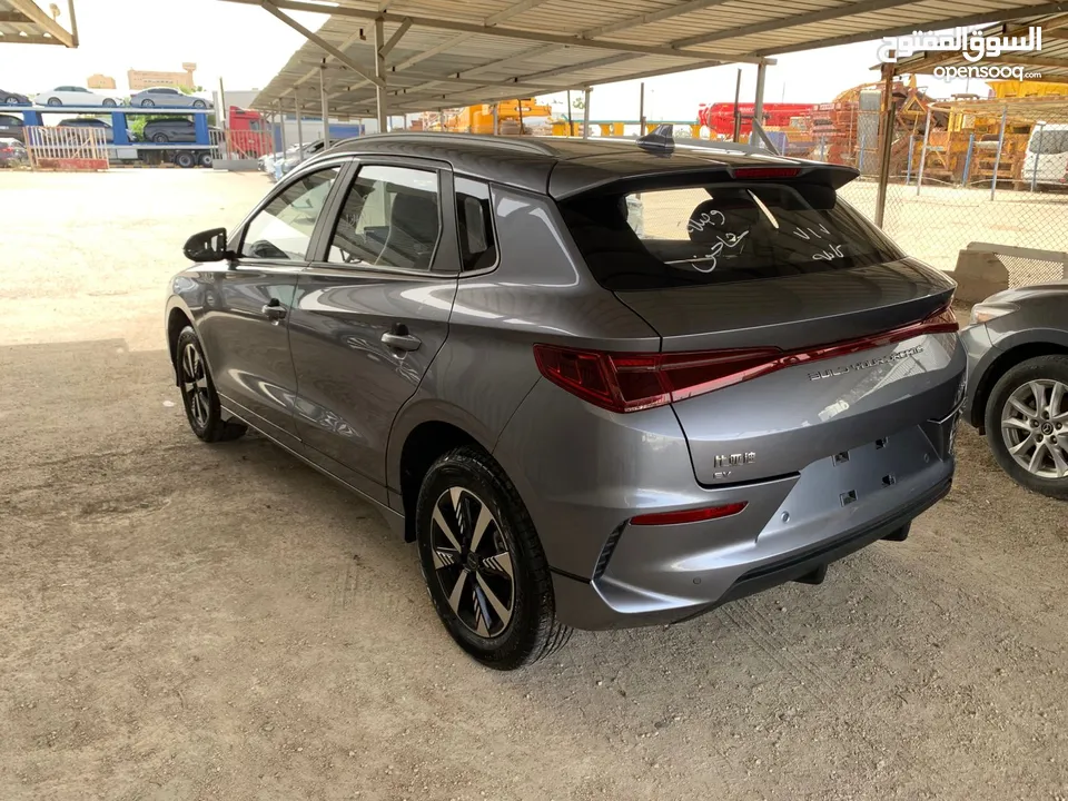 للبيع بي واي ديه موديل 2023 BYD فيراني E2 اعلى صنف  بطاريه كبيره بسعر 14950