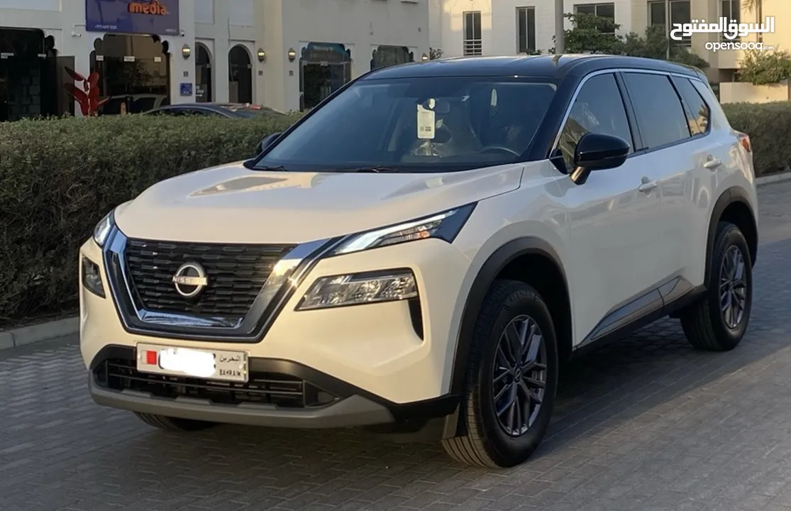 للبيع نيسان اكس تريل 2025
