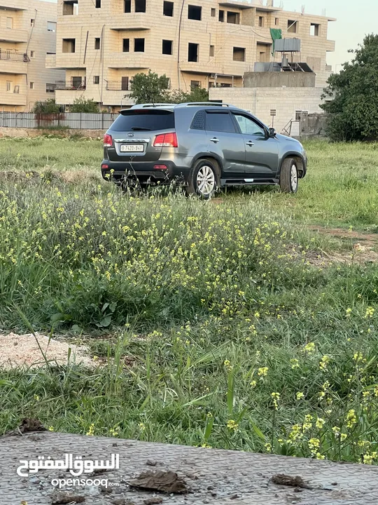 كيا سورنتو 2012