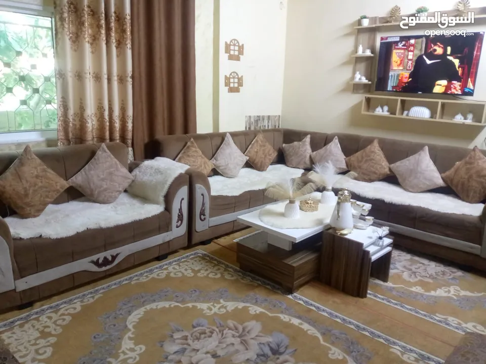 طقم كنب نظيف