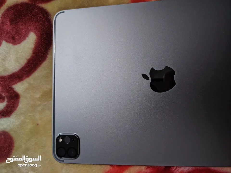ايباد برو M2 الجيل الرابع