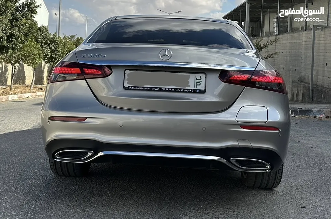 مرسيدس E300 e AMG plug-in hybrid