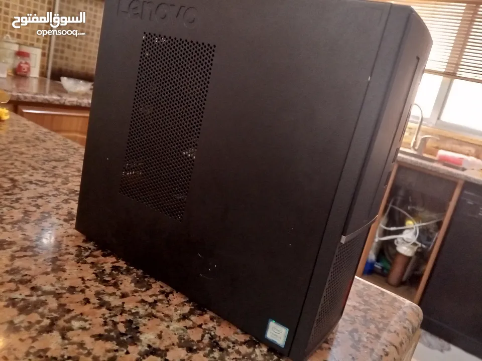 جهاز كمبيوتر شغال مية مية جيد للاعاب للبيع او للبدل على بلايستيشن 4 أو اكس بوكس ون