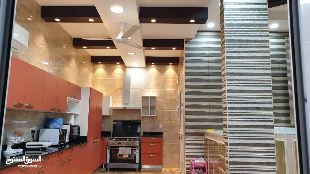 9 Bedrooms Furnished Villa for Sale in Wadi Kabir REF:857R
