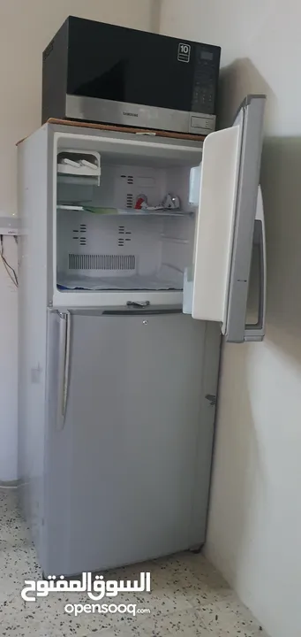 FRIDGE- TOSHIBA