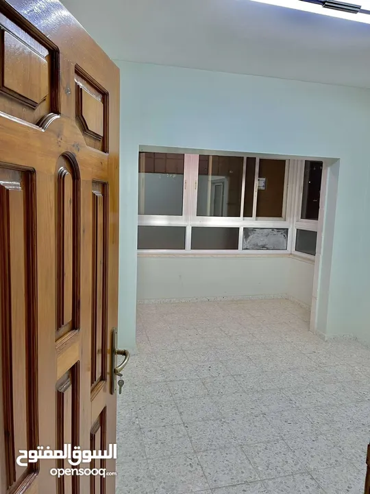 شقة سكنية جاهزة للسكن  سوبر ديلوكس طابو بمنطقة ام الشرايط