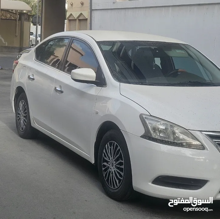 Nissan Sentra 2014 Model