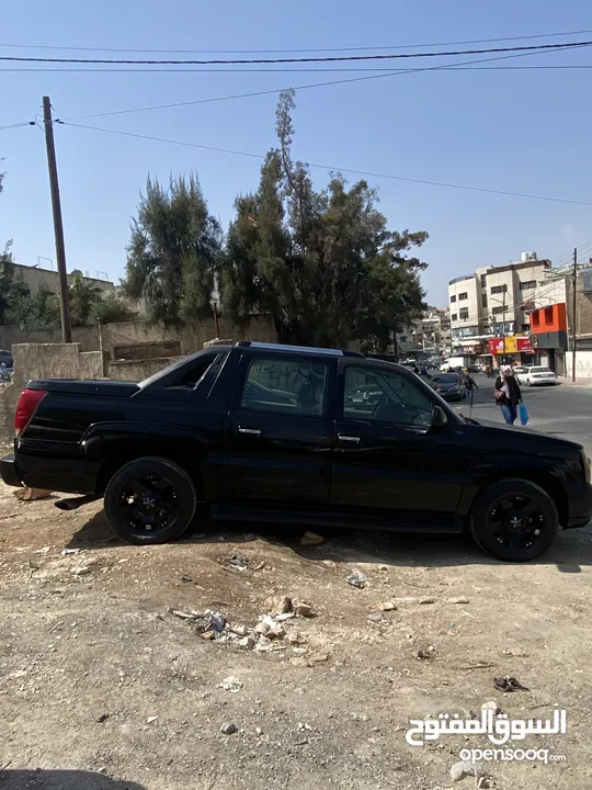 كاديلاك بسعر حرق