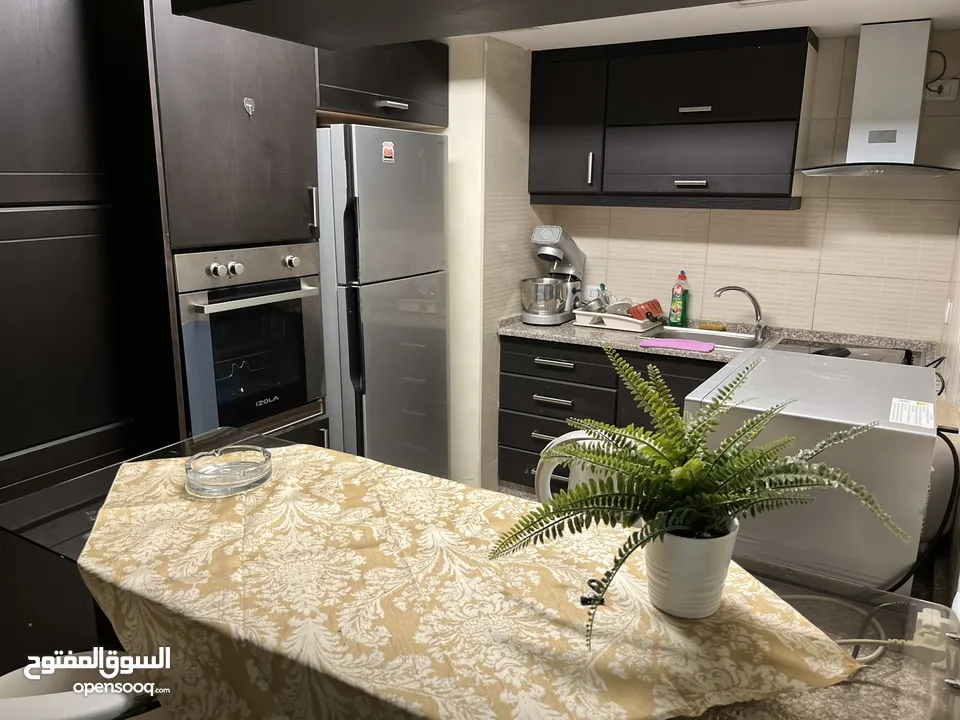 شقه مفروشه خلف كوزمو للايجار