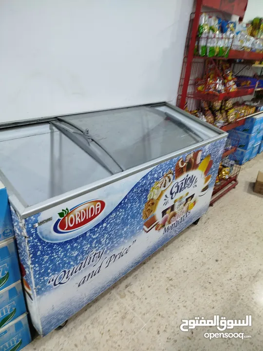 فريزر بوظة وثلاجة