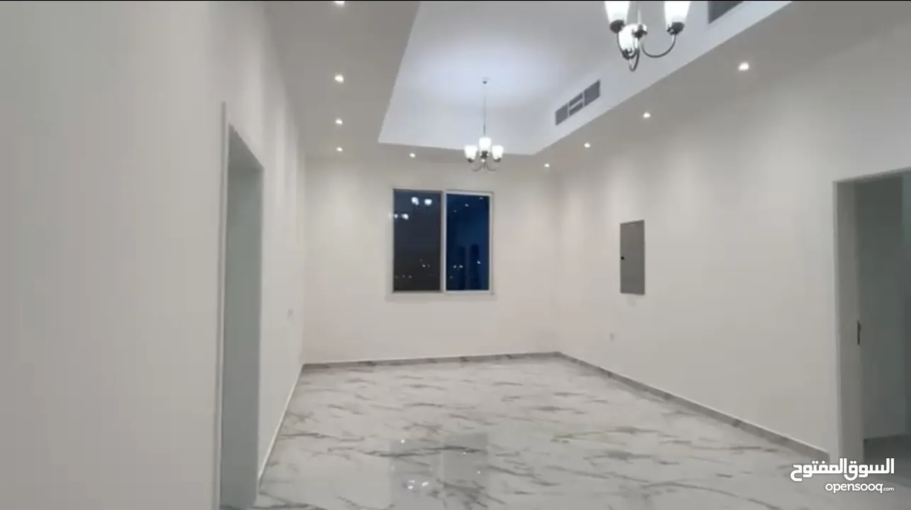 للبيع فلتين متجاورتين جدد في الرمثا الشارقة