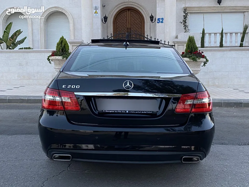 مرسيدس E200 CGi موديل 2013 صنف AMG وارد الشركه توفيق غرغور