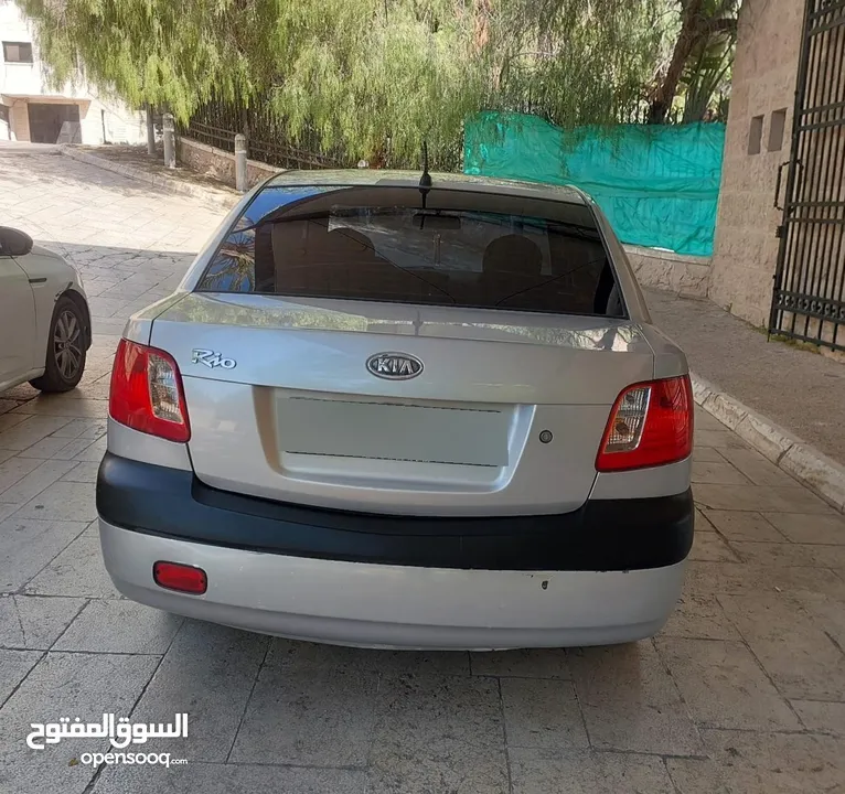 كيا ريو موديل 2009 بنزين اتوماتيك