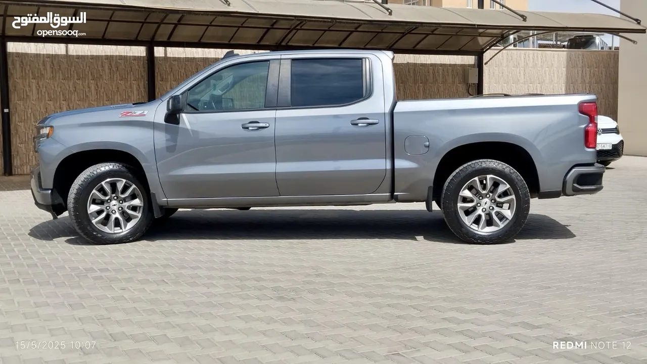 شفروليه سلفرادو 2021 RST Z71  فحص كامل 7 جيد  كلين تايتل جمرك جديد كلين كارفاكس محرك ديزل 6 سلندر